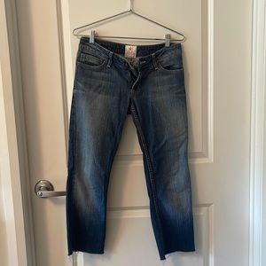 Low risePeople’s Liberation, size 29, crop jeans, inseam, 26